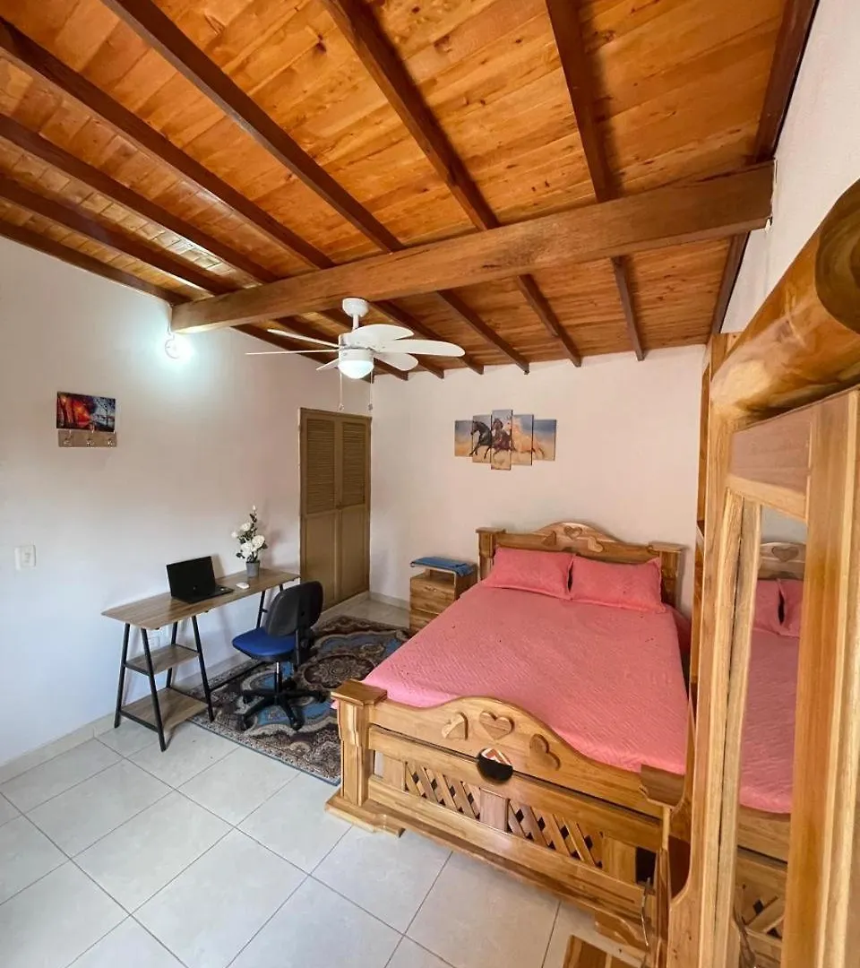 Hermoso Pent-House Con Jacuzzi Y Amplia Terraza Apartment Medellin