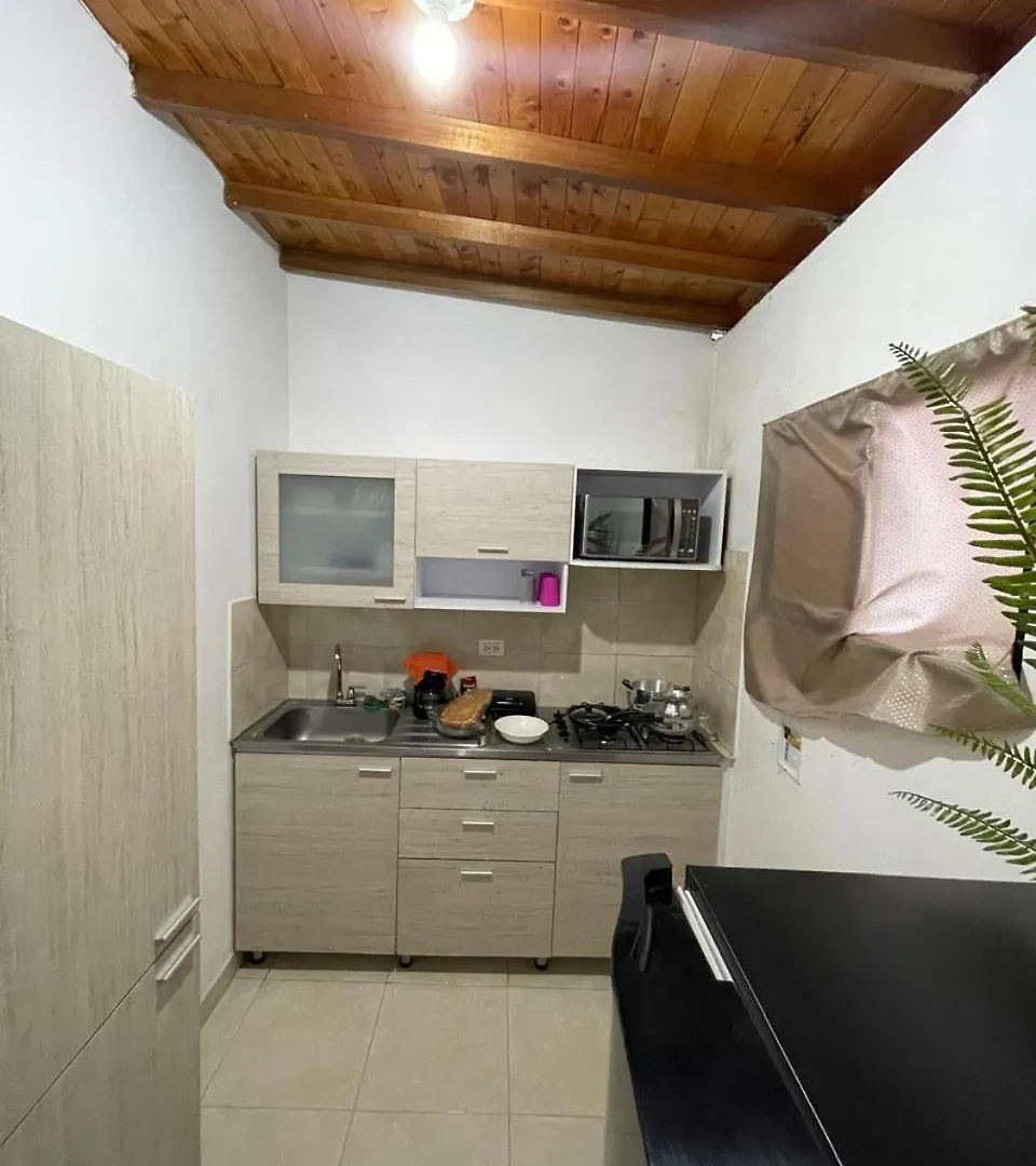 Hermoso Pent-House Con Jacuzzi Y Amplia Terraza Apartment Medellin Colombia