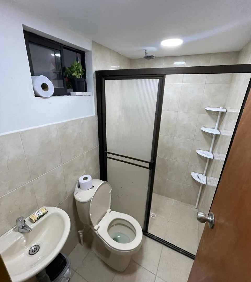 Hermoso Pent-House Con Jacuzzi Y Amplia Terraza Apartment Medellin Colombia