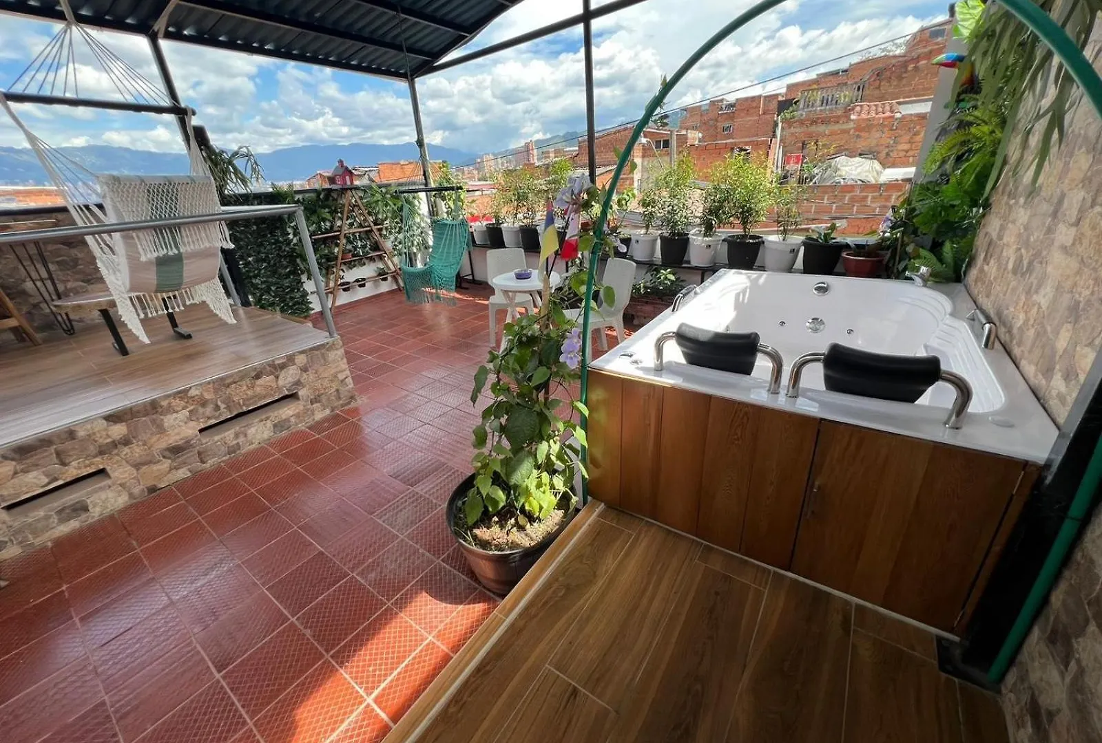 Apartmán Hermoso Pent-House Con Jacuzzi Y Amplia Terraza Medellín